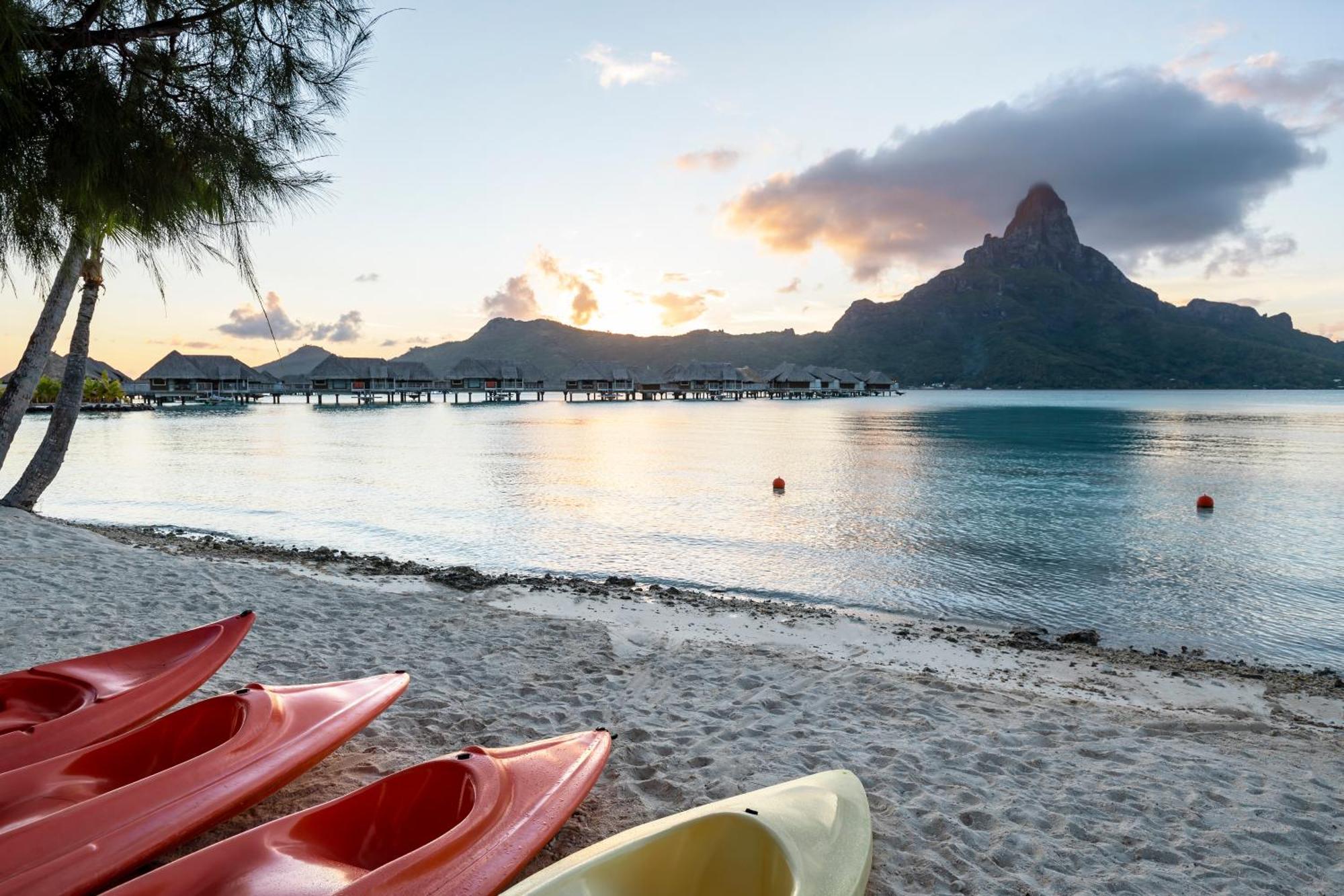 Intercontinental Bora Bora & Thalasso Spa By Ihg Exterior photo
